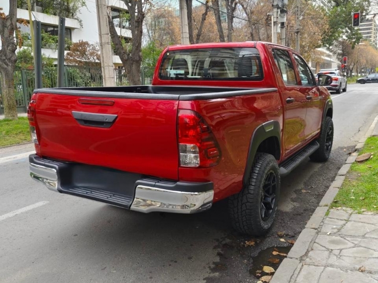 TOYOTA HILUX DX 4X2 2.4 - imagen 6