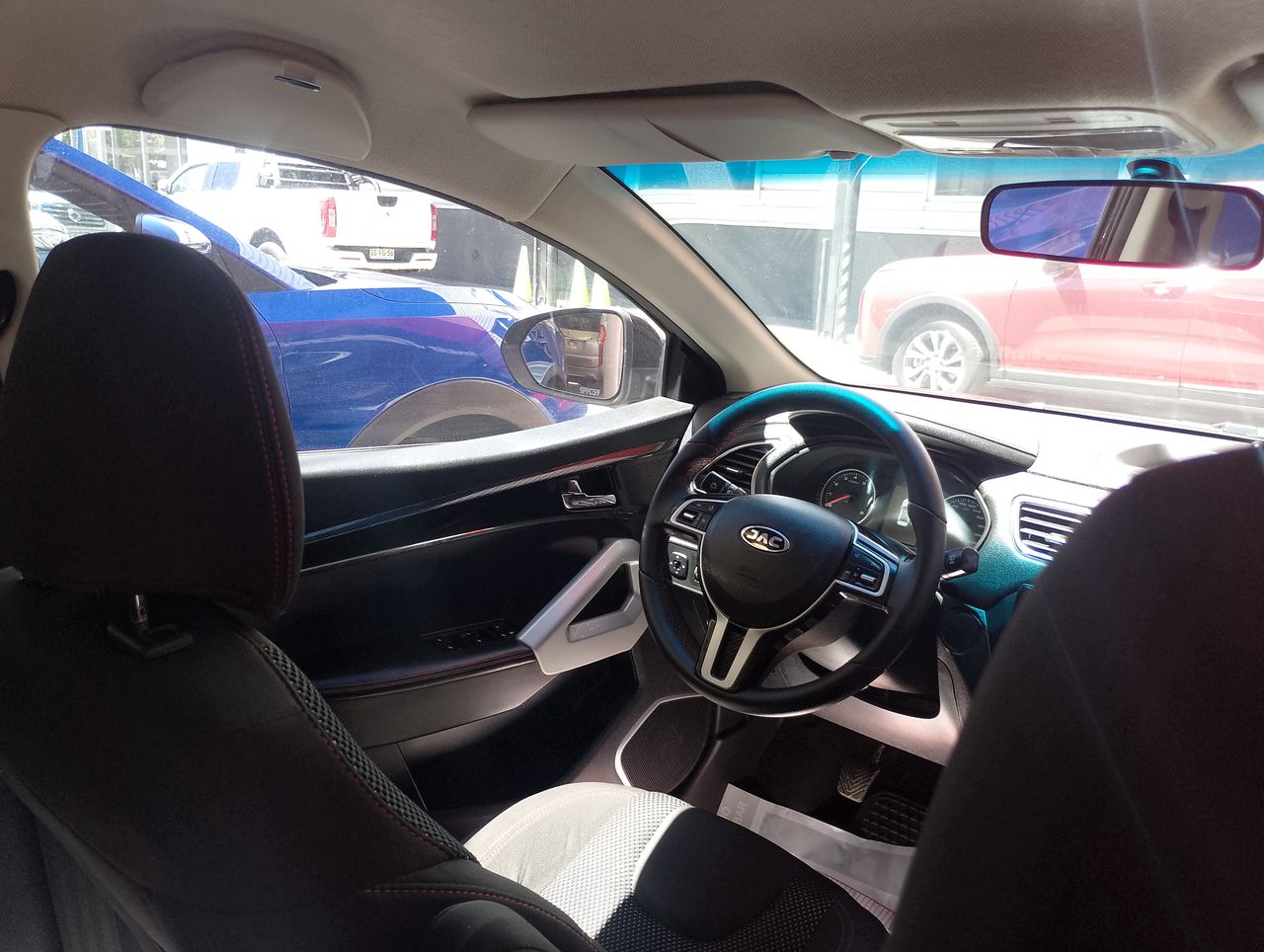 Jac Js2 Js2 Hatchback 1.5 2023 Usado Usado en Webautos.cl Jac Js2 Js2 Hatchback 1.5 2023 Usado Usado en Webautos.cl