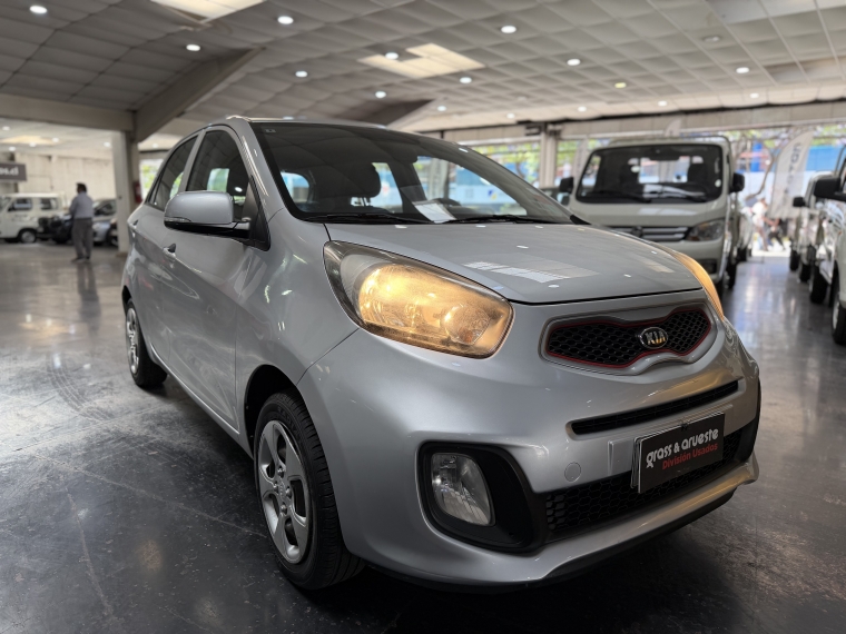 Kia Morning Ex 1.2l 5mt S/ac 2015  Usado en Grass & Arueste