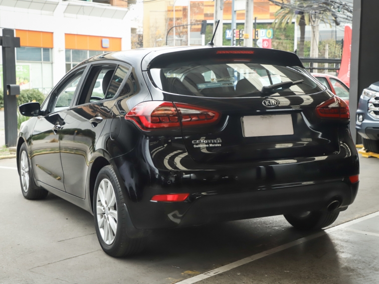 Kia Cerato 5 1.6 Ex 2016  Usado en Guillermo Morales Usados