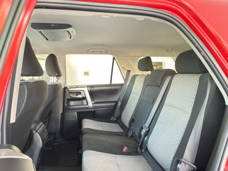 Toyota 4runner 4x4 4.0 Aut 2019 Usado en Automotriz Olea Flaño