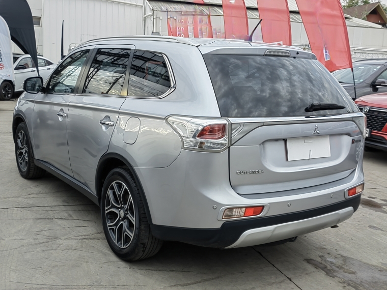 Mitsubishi Outlander Outlander Gls 2.4 4x4 Ac 2015 Usado en Rosselot Usados