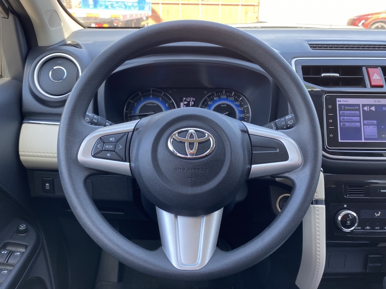 Toyota Rush 1.5 Xli At 2023 Usado  Usado en Kovacs Usados
