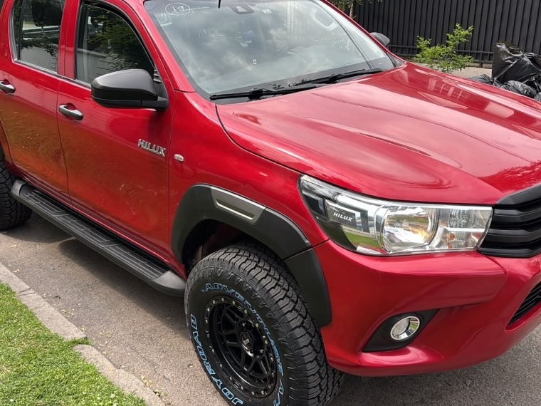 TOYOTA HILUX  DCAB MT 4x4 2.4cc - imagen 2