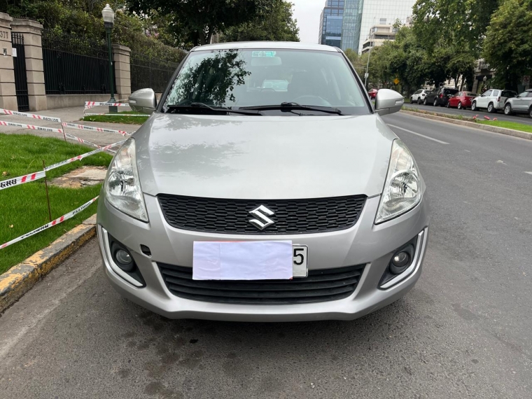 Suzuki Swift Gl Hb 1.2 2017  Usado en GT Autos