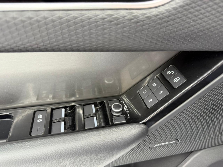 Land rover Range rover velar Awd 2.0 Aut 2019 Usado en Automotriz Olea Flaño