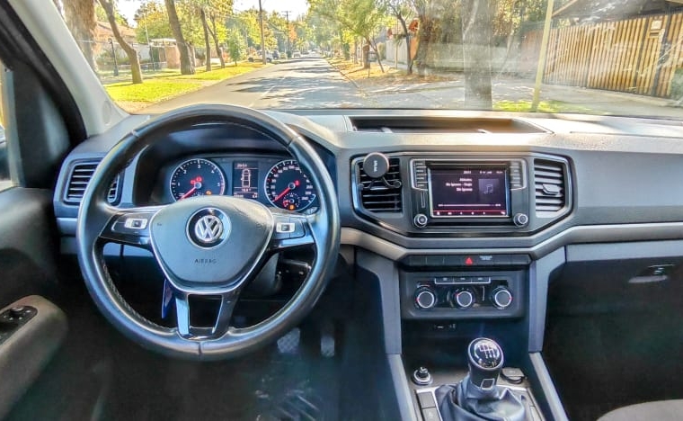 Volkswagen Amarok Comfortline 4x4 Mecanica 2020 Usado en Autoadvice Autos Usados