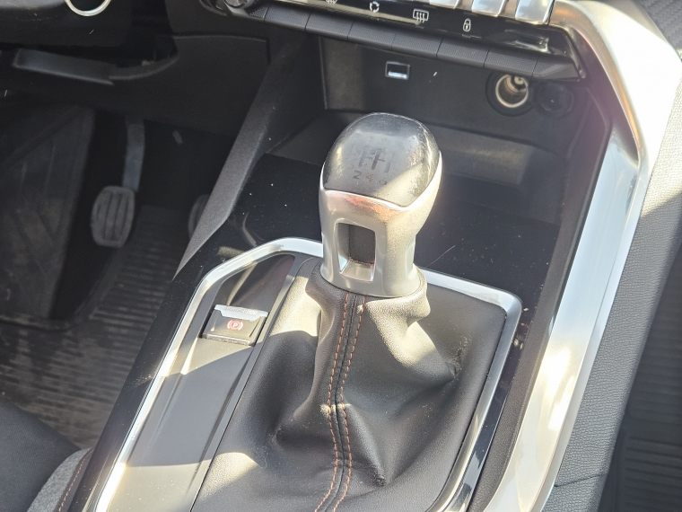 Peugeot New 3008 3008 Active Bluehdi 1.5 2019 Usado en Rosselot Usados