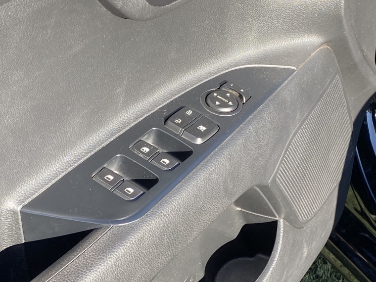 Kia Rio 5 Rio 5 C Ex 1.4l 6mt Ac - 1946 2020 Usado en Rosselot Usados