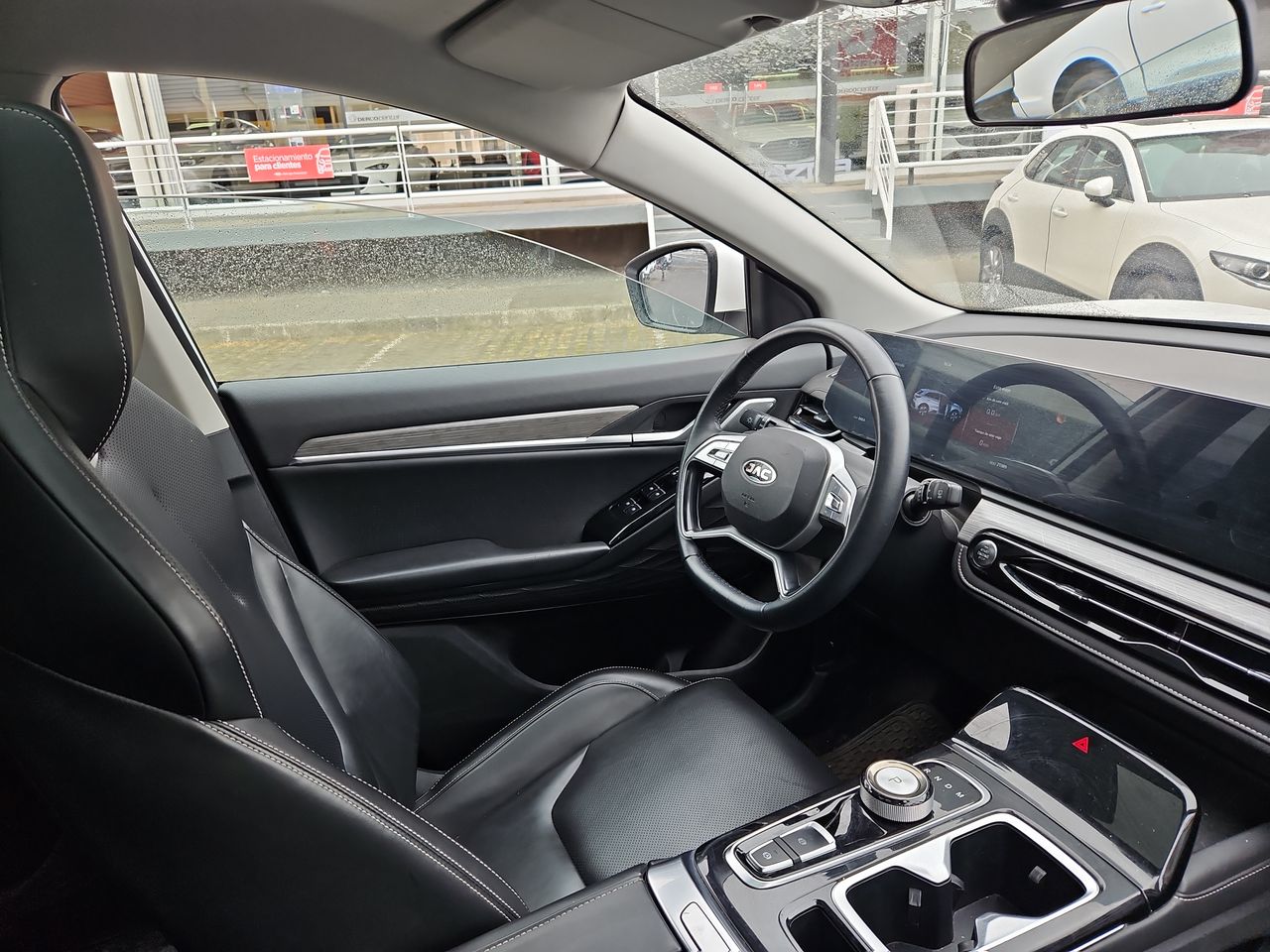 Jac Js6 Js6 Turbo Dct 1.5  Aut 2024 Usado en Usados de Primera - Sergio Escobar