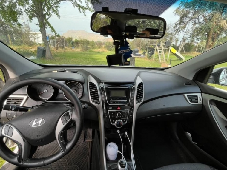 Hyundai I-30 . 2016 Usado  Usado en Webautos.cl
