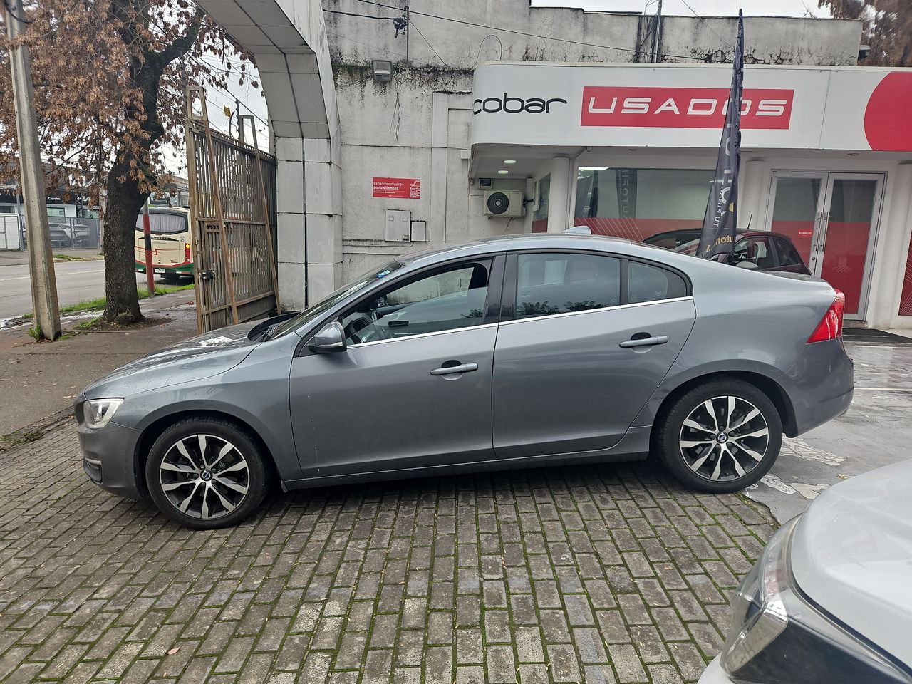 Volvo S60 S60 T3 1.5 Aut 2018 Usado en Usados de Primera - Sergio Escobar