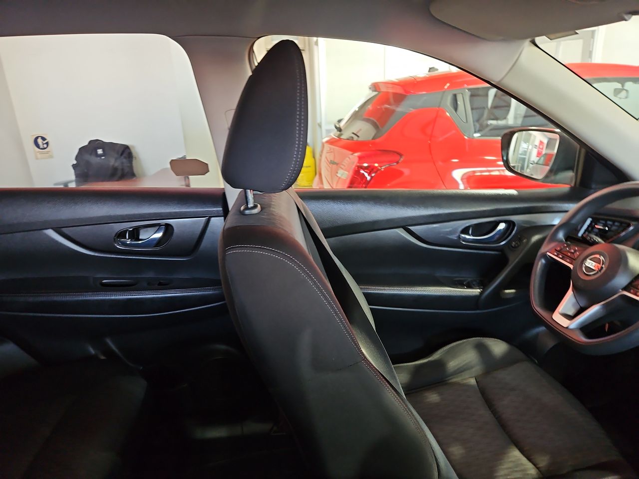 Nissan X-trail X Trail Sense 2.5 Aut 2018 Usado Usado en Webautos.cl Nissan X-trail X Trail Sense 2.5 Aut 2018 Usado Usado en Webautos.cl