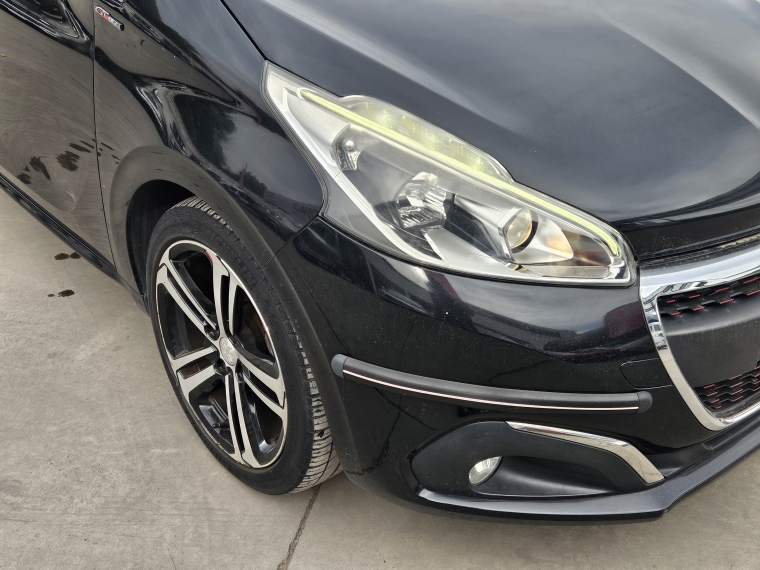Peugeot 208 208 Gt Line 1.2 Aut 2016 Usado en Rosselot Usados