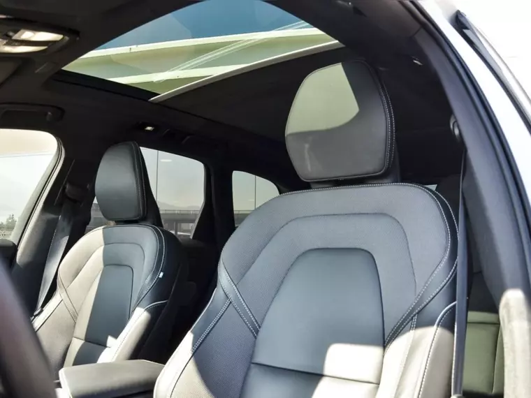 Volvo Xc60 T8 Recharge 4x4 2.0 Aut 2025 Usado Usado en BMW Premium Selection Volvo Xc60 T8 Recharge 4x4 2.0 Aut 2025 Usado Usado en BMW Premium Selection