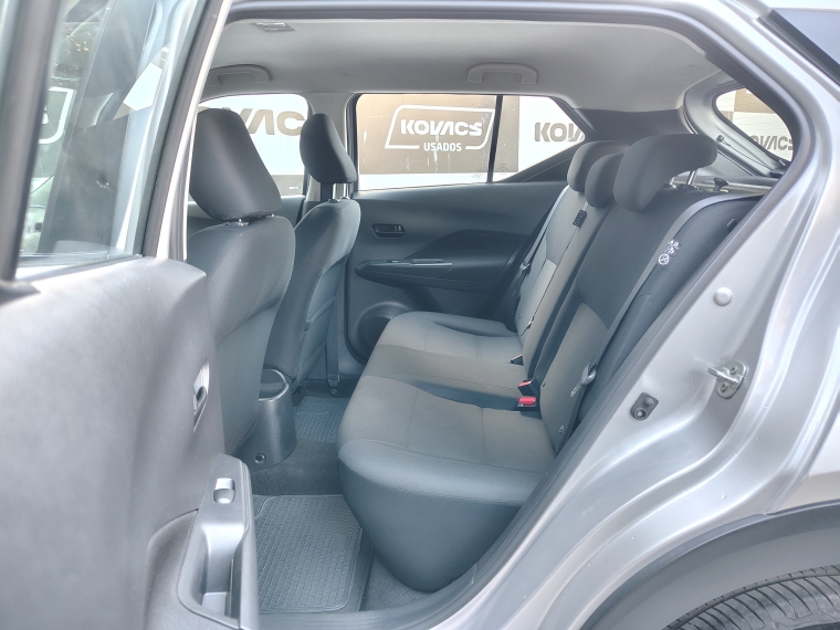 Nissan Kicks 1.6  Play  Sense Mt 2025 Usado  Usado en Kovacs Usados