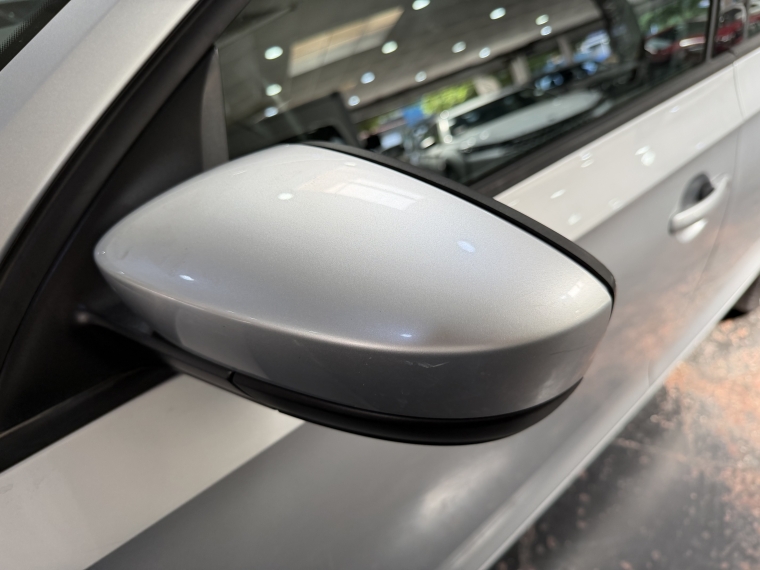 Skoda Rapid Ambiente 1.2l Tsi 6mt Ac 2015  Usado en Grass & Arueste