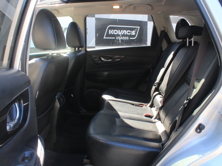 Nissan X-trail 2.5  Exclusive  Cvt  At 2019 Usado  Usado en Kovacs Usados