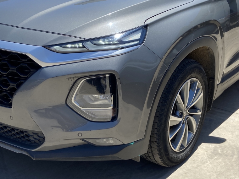 Hyundai Santa fe Santa Fe 2.2 Crdi Diesel 2wd At 2022 Usado en Rosselot Usados