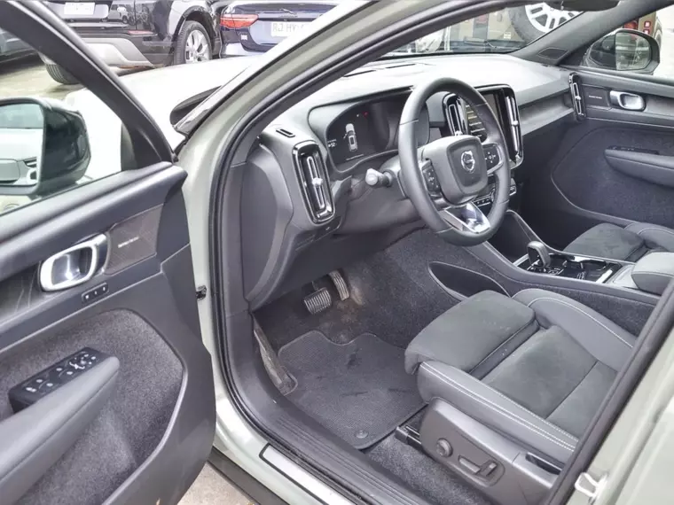 Volvo Xc40 P8 Recharge Twin 2024 Usado Usado en Webautos.cl Volvo Xc40 P8 Recharge Twin 2024 Usado Usado en Webautos.cl