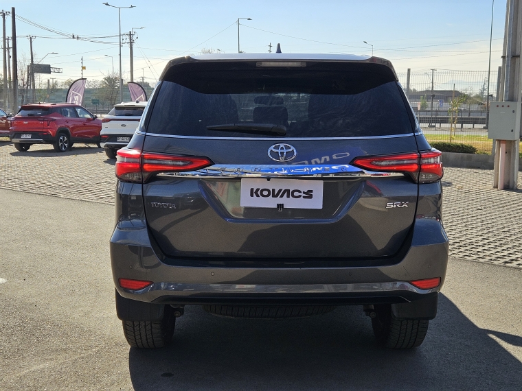Toyota Fortuner Srx At 2.7 2023 Usado  Usado en Kovacs Usados