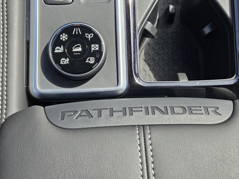 Nissan Pathfinder Advance Cvt 4wd 2026 Usado  Usado en Kovacs Usados