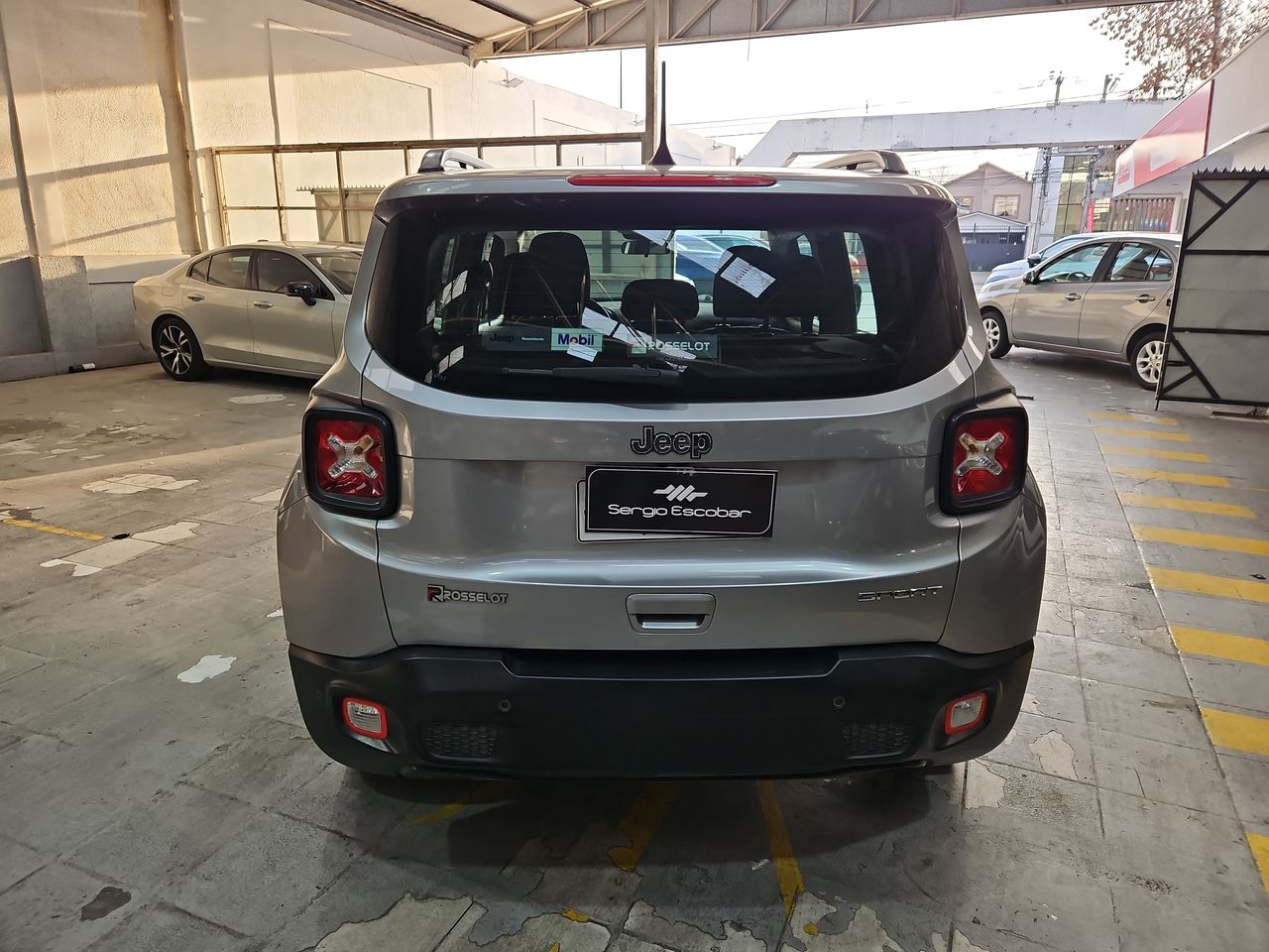 Jeep Renegade Renegade Sport 1.8 2023 Usado en Usados de Primera - Sergio Escobar