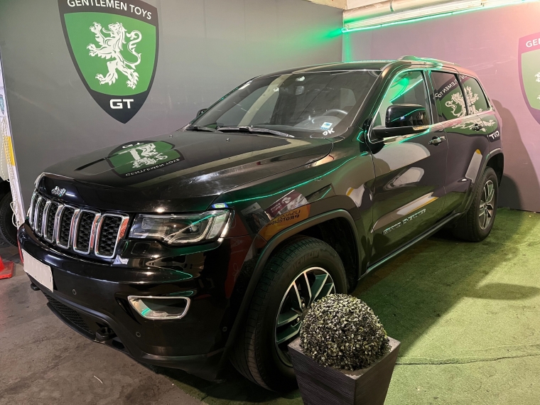 Jeep Grand cherokee laredo 4x4 3.0 Aut 2019  Usado en GT Autos