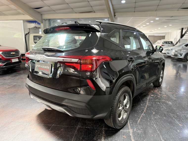 Kia Seltos Ex 1.6l Aut 2024  Usado en Grass & Arueste
