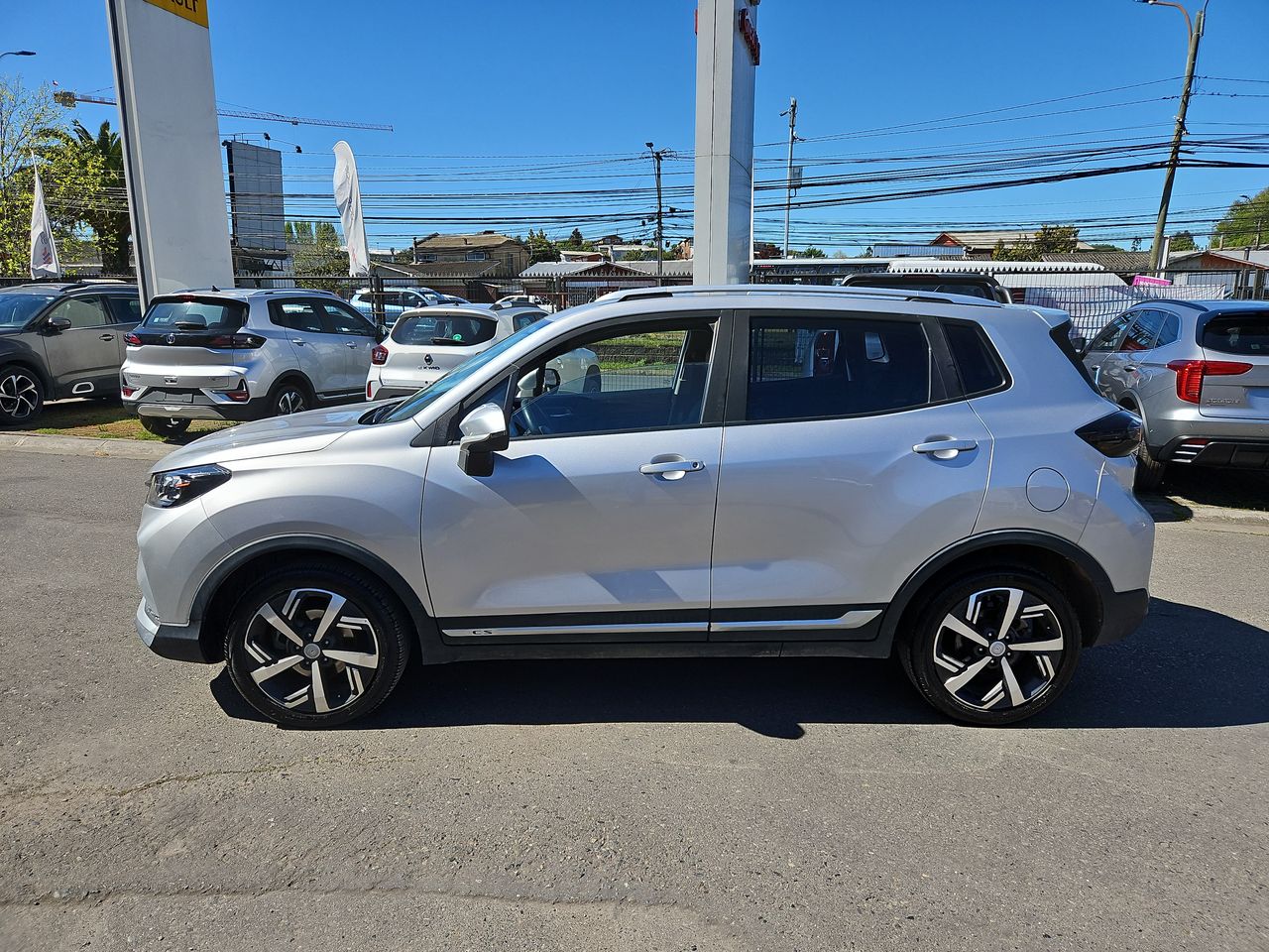 Changan Cs15 Cs15 Hb 4x2 1.5 2023 Usado en Usados de Primera - Sergio Escobar