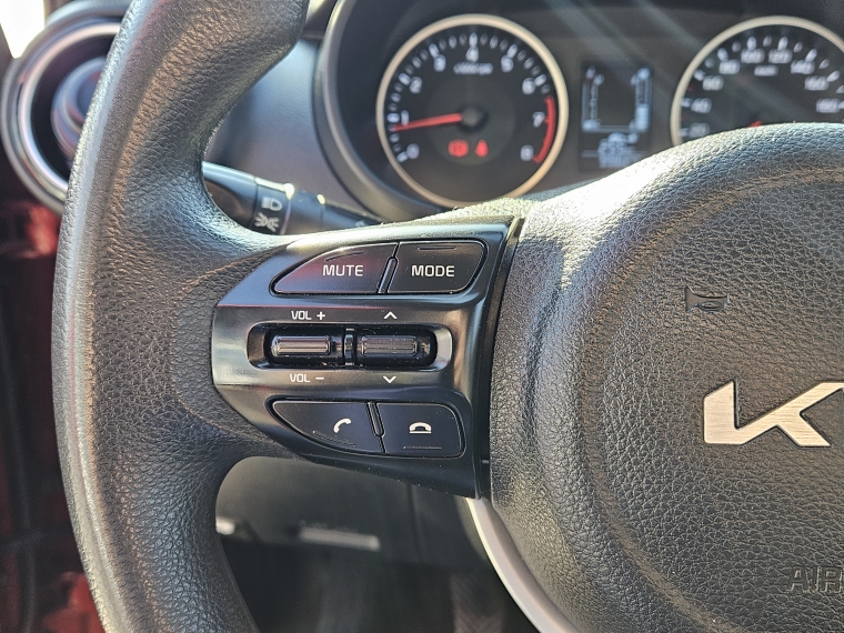 Kia Soluto Soluto Lx 1.4l 5mt Ac - 2165 2022 Usado en Rosselot Usados