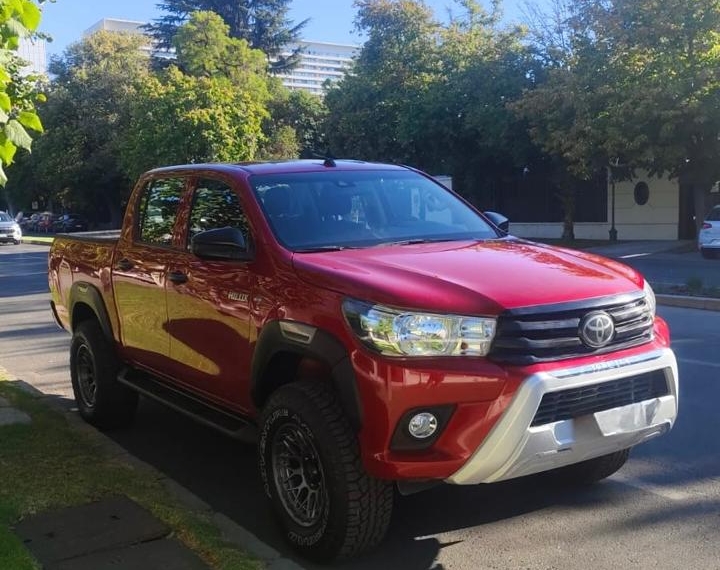 Toyota Hilux Dx 4x4 2.4 2022  Usado en GT Autos