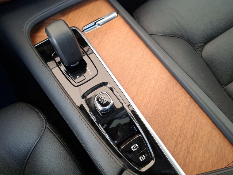 Volvo Xc90 Ii B6 4x4 2.0 Aut 2025 Usado Usado en BMW Premium Selection Volvo Xc90 Ii B6 4x4 2.0 Aut 2025 Usado Usado en BMW Premium Selection
