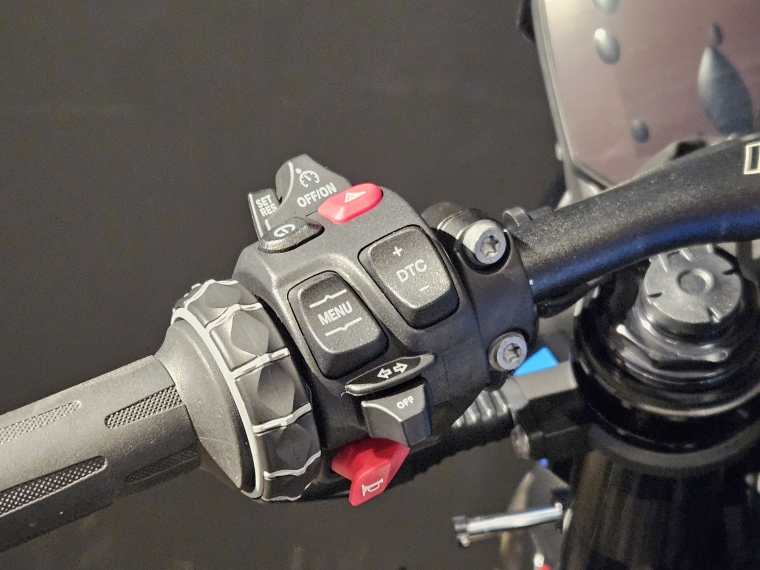 Bmw M 1000 r Carbon Pack 2025 Usado en BMW Premium Selection Bmw M 1000 r Carbon Pack 2025 Usado en BMW Premium Selection
