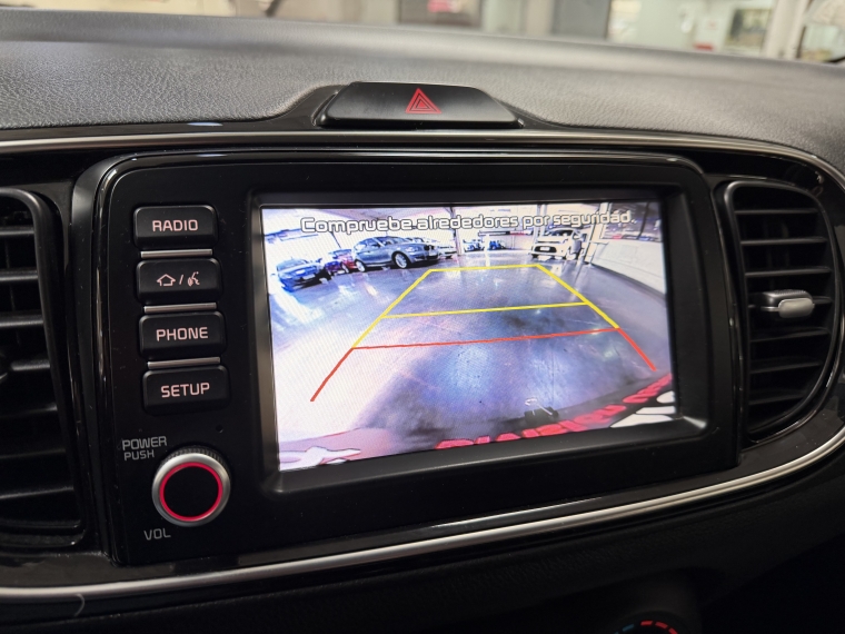 Kia Soluto Lx 1.4l Ac 5mt Full 2023  Usado en Grass & Arueste