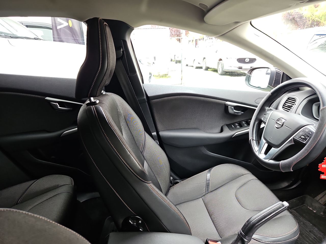 Volvo V40 V40 2018 Usado en Usados de Primera - Sergio Escobar