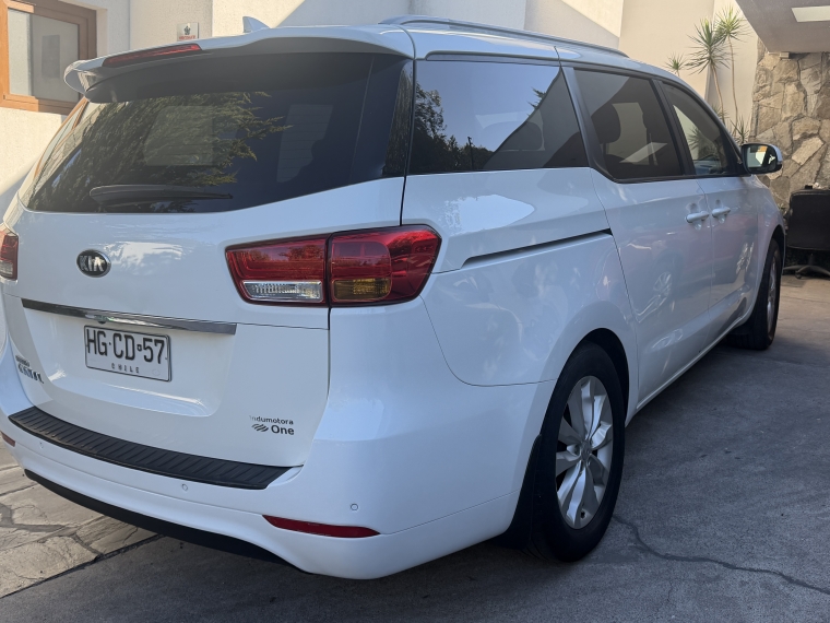 Kia Grand carnival 3.3 2015  Usado en Automotriz Alto La Reina