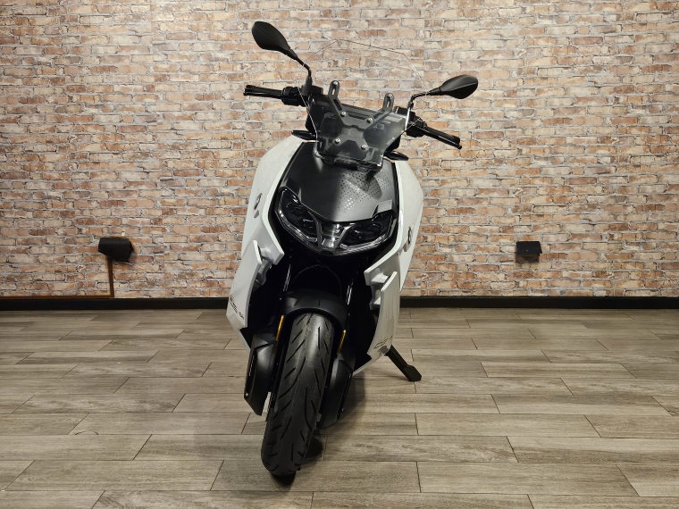 Bmw Ce 04 Aut 2025 Usado en BMW Premium Selection