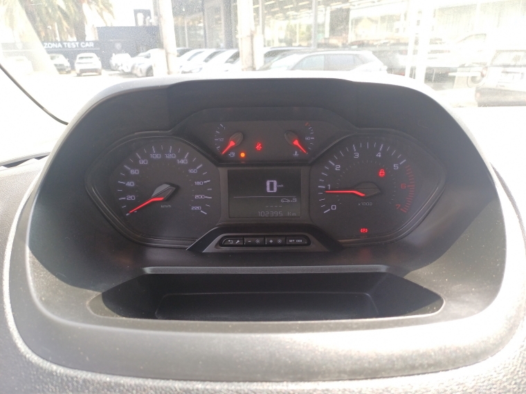 Peugeot Partner Partner Hdi 92 L2 1.6 2021 Usado en Rosselot Usados