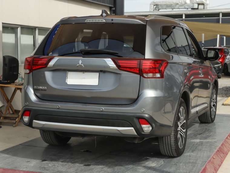 Mitsubishi Outlander New     4x4  2.4  At Glx 2018  Usado en Guillermo Morales Usados