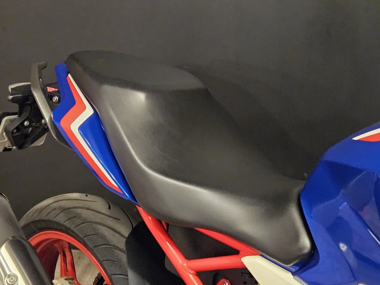 Bmw G 310 r . 2025 Usado en BMW Premium Selection