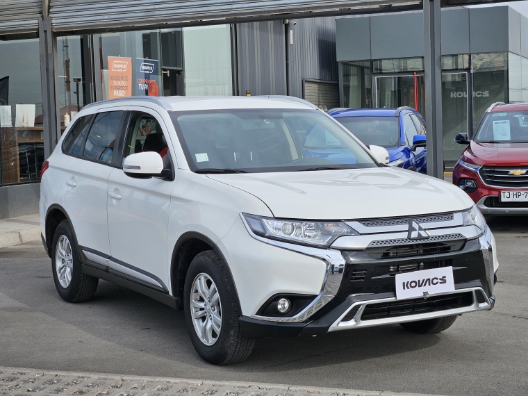 Mitsubishi Outlander Glx At 4x2 2.0 2023 Usado Usado en Kovacs Usados Mitsubishi Outlander Glx At 4x2 2.0 2023 Usado Usado en Kovacs Usados
