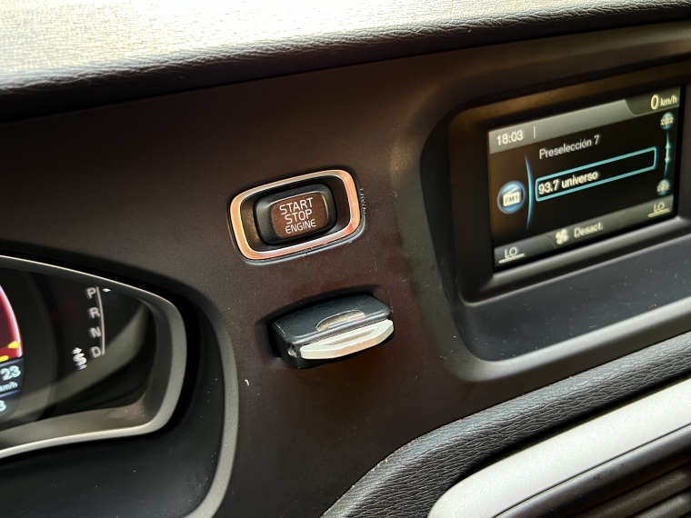 Volvo V40 Cross Country T4 2016  Usado en RSD Automotriz