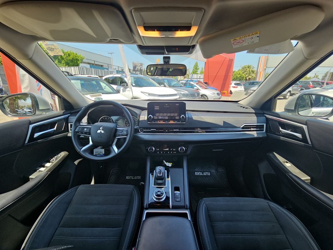 Mitsubishi New outlander New Outlander Glx 2.5 Aut 2024 Usado en Usados de Primera - Sergio Escobar