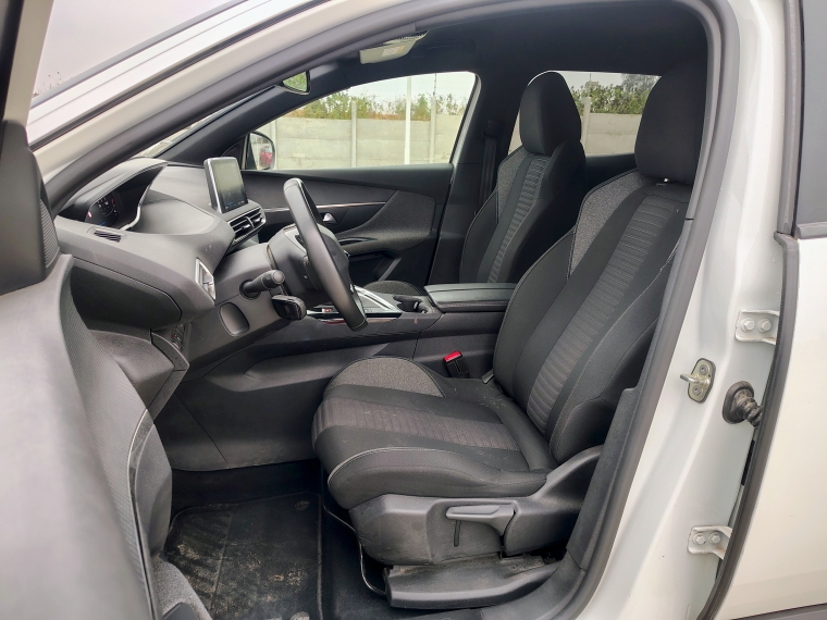 Peugeot 3008 Nuevo 3008 Active Pack Puretech 130 Mt6 1.2 Blanco Test Car 2024 Usado en Rosselot Usados