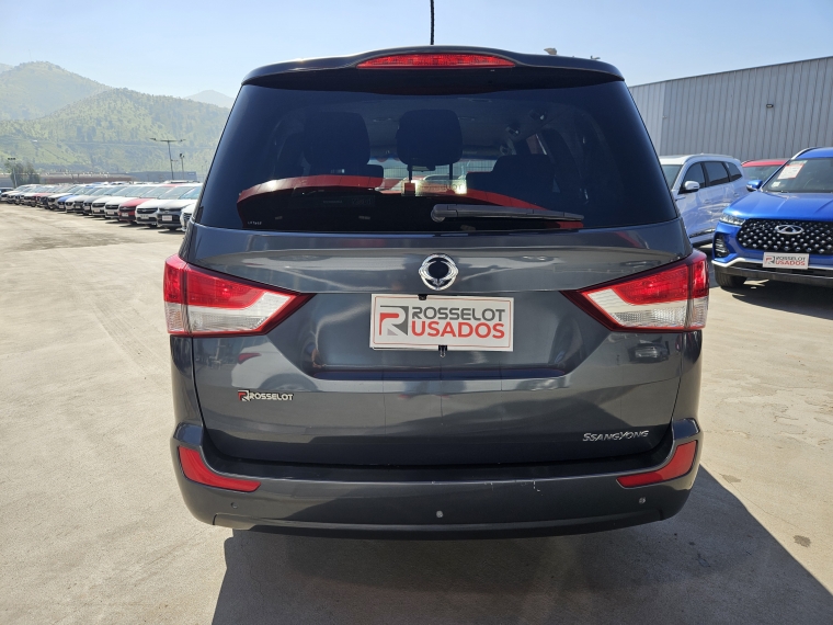 Ssangyong Stavic Stavic Xdi 4x2 At 2.2 - Rd201 Euro Vi 2019 Usado en Rosselot Usados