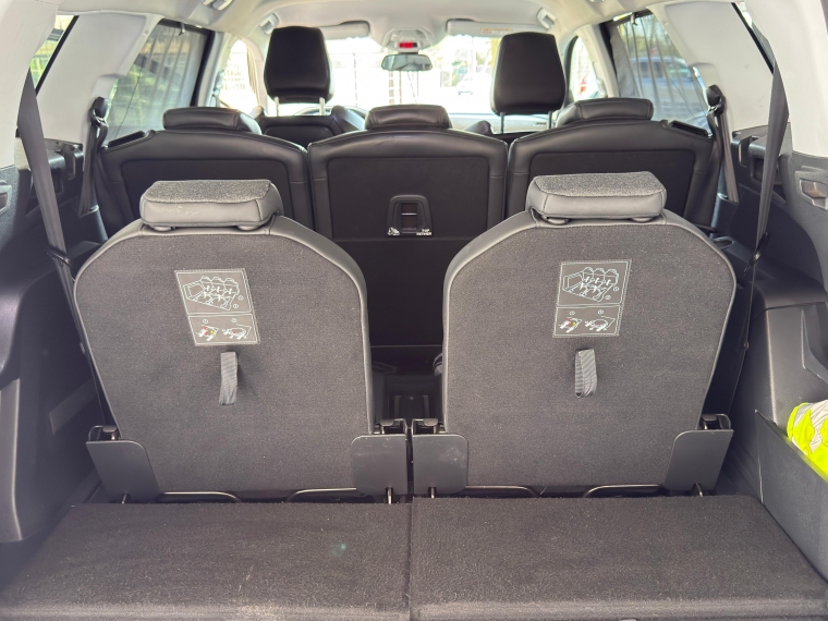 Peugeot 5008 Allure 1.6 Aut 2018 Usado en Automotriz Olea Flaño