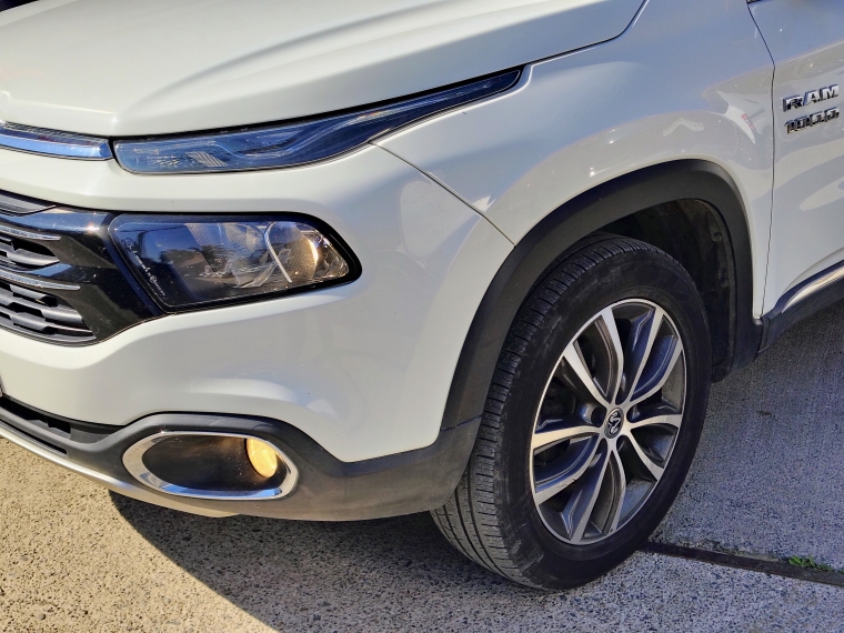 Ram 1000 1000 Laramie 4x4 4p 2.0 Aut 2021 Usado en Rosselot Usados