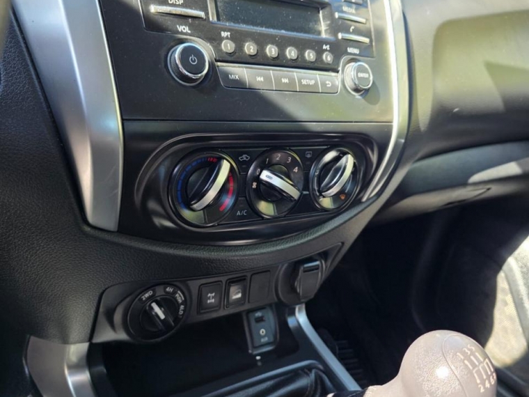 Nissan Navara 4x4 2.3 Mt 2022  Usado en Autos