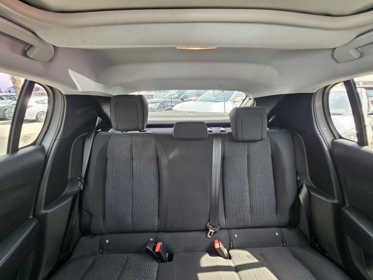 Peugeot 208 Style Puretech 75 1.2 2024 Usado  Usado en Kovacs Usados